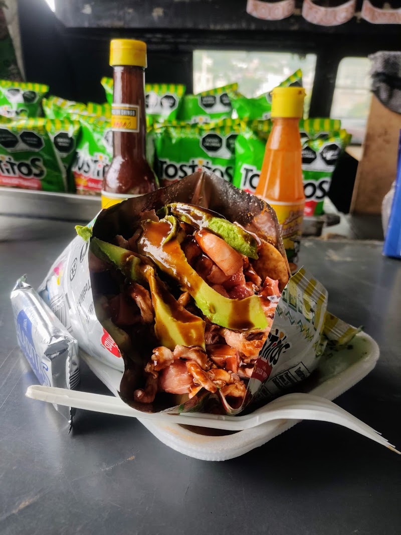 Mariscos La Combi