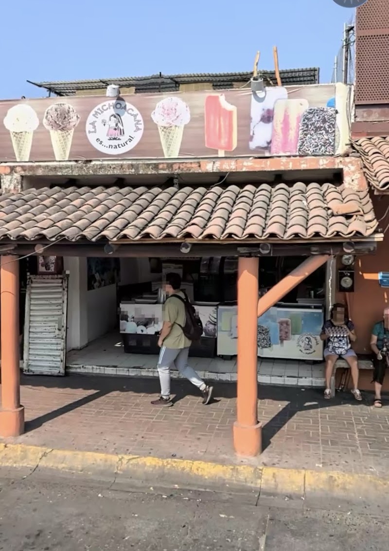 La Michoacana Paleteria centro Zihuatanejo