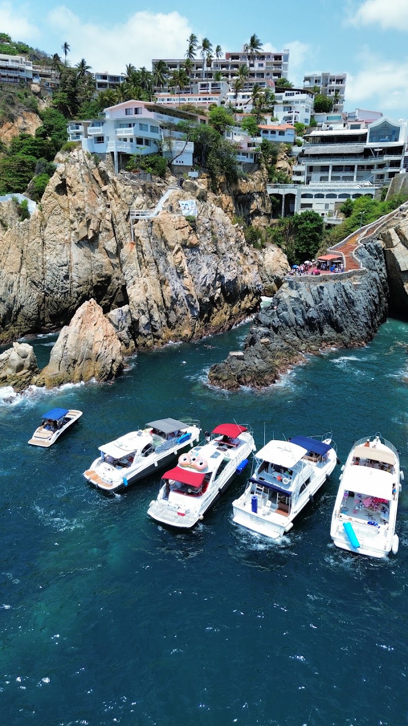 Caletillas Tours y Yates Acapulco
