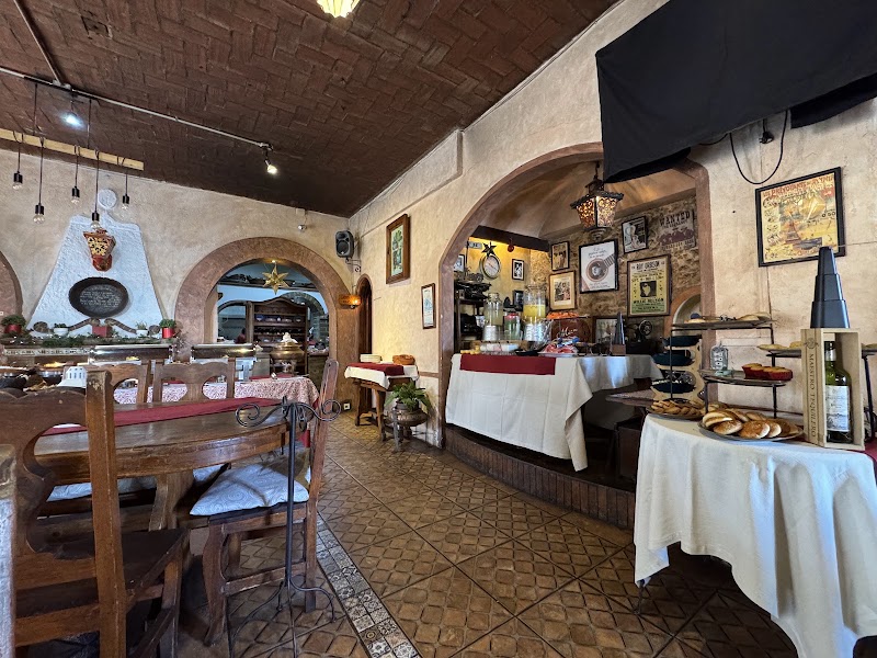 Restaurante El Adobe