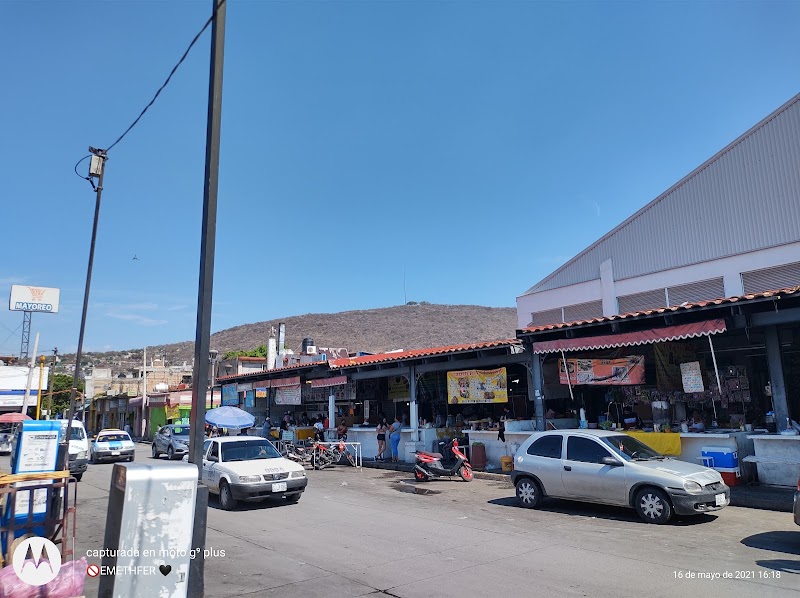 Mercado Municipal "Adrián Castrejón"