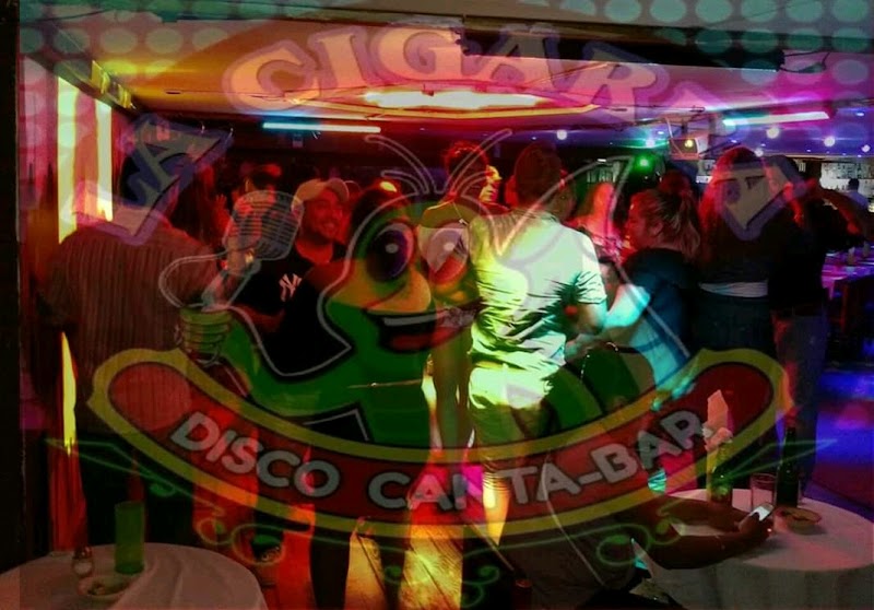 Canta Bar La Cigarra Acapulco