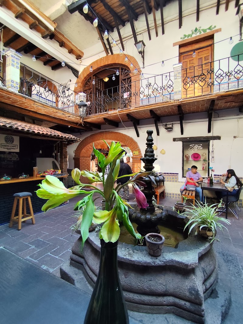 Santo Café