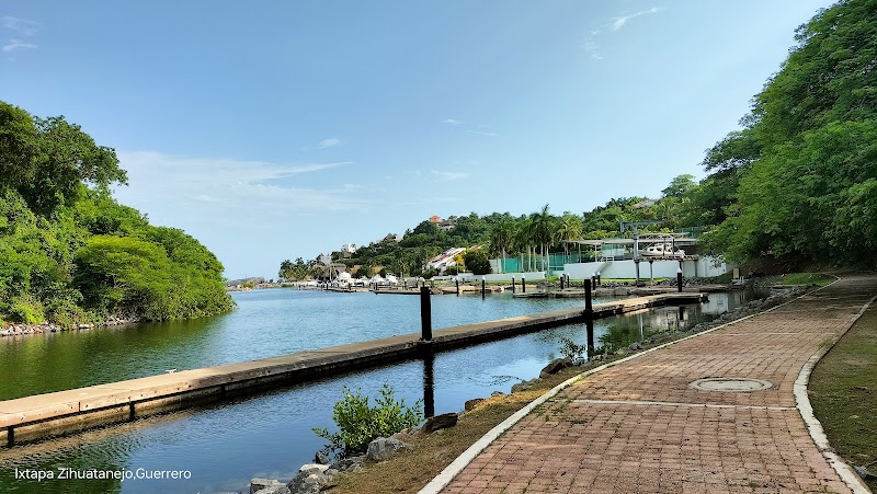 Marina Ixtapa Náutica Golf Course