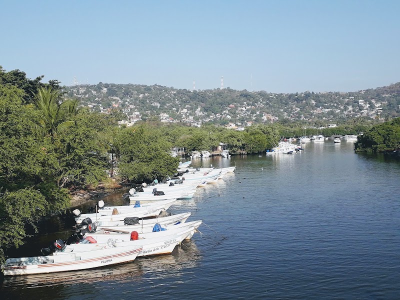 Muelle de Zihuatanejo