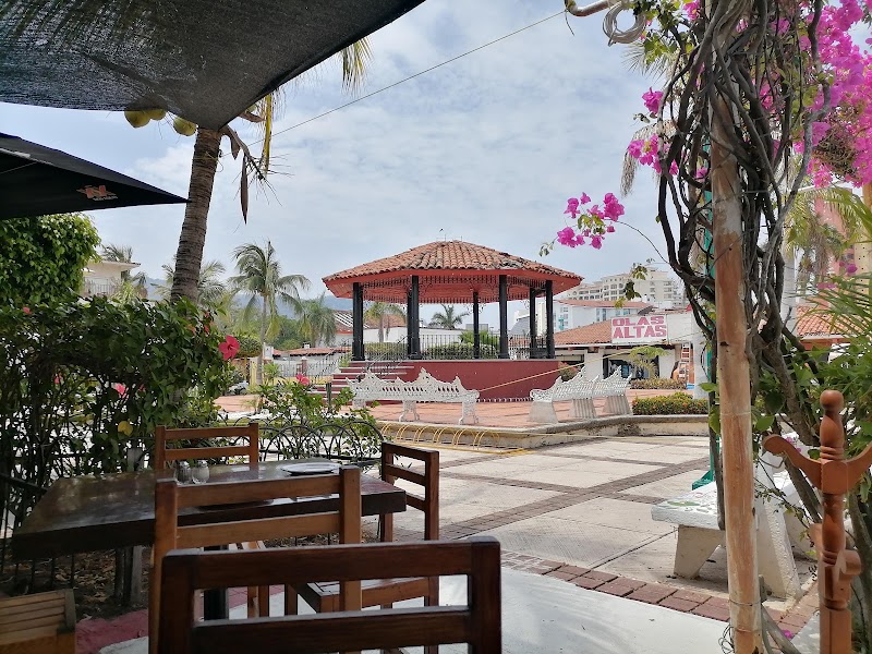 Centro Comercial La Puerta Ixtapa