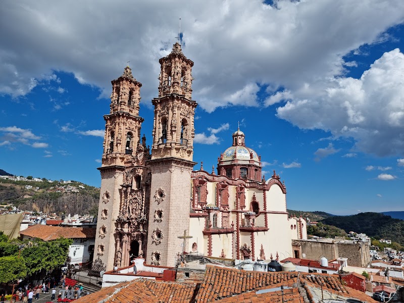 Parroquia de Santa Prisca y San Sebastián