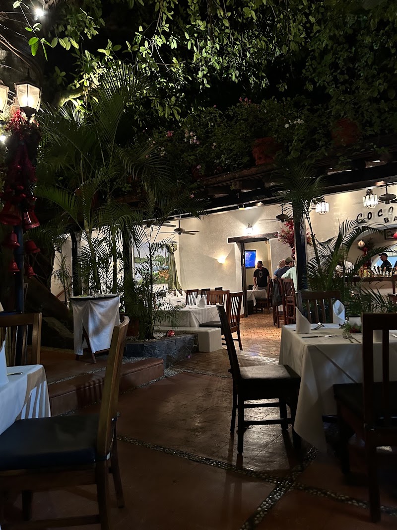 Coconuts Restaurant & Bar