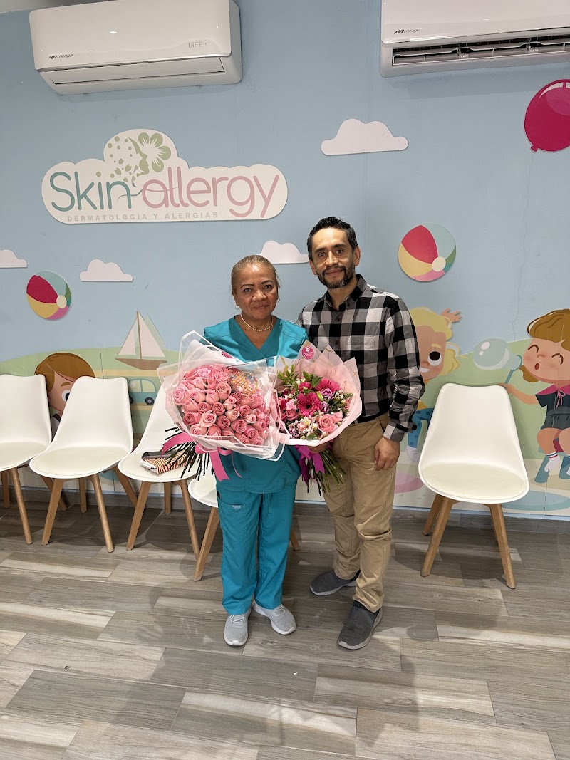 Dr. Gibert Maza Ramos | Dermatólogo Pediatra