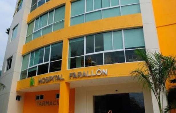 Dr. Carlos Chida (Ginecólogo, Hospital Farallón)