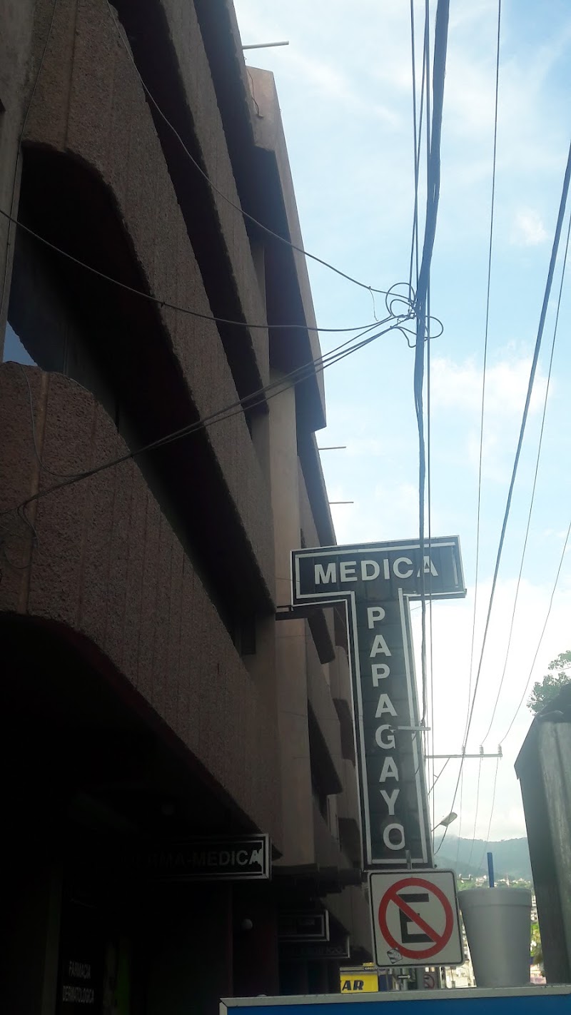 Médica Papagayo