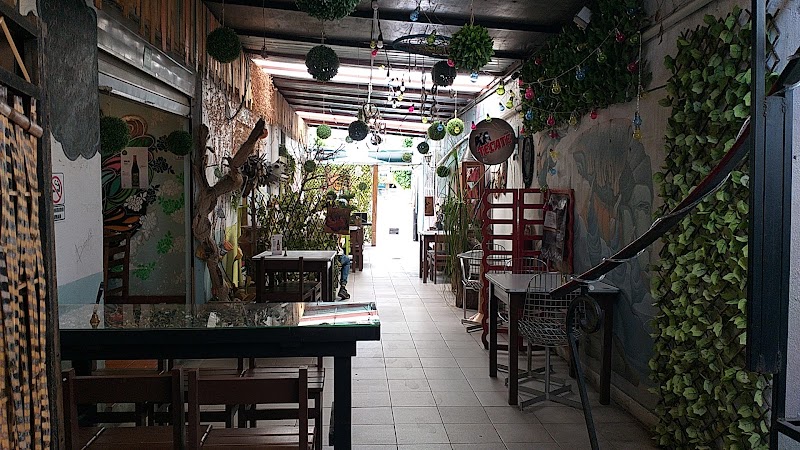 R11 CAFE