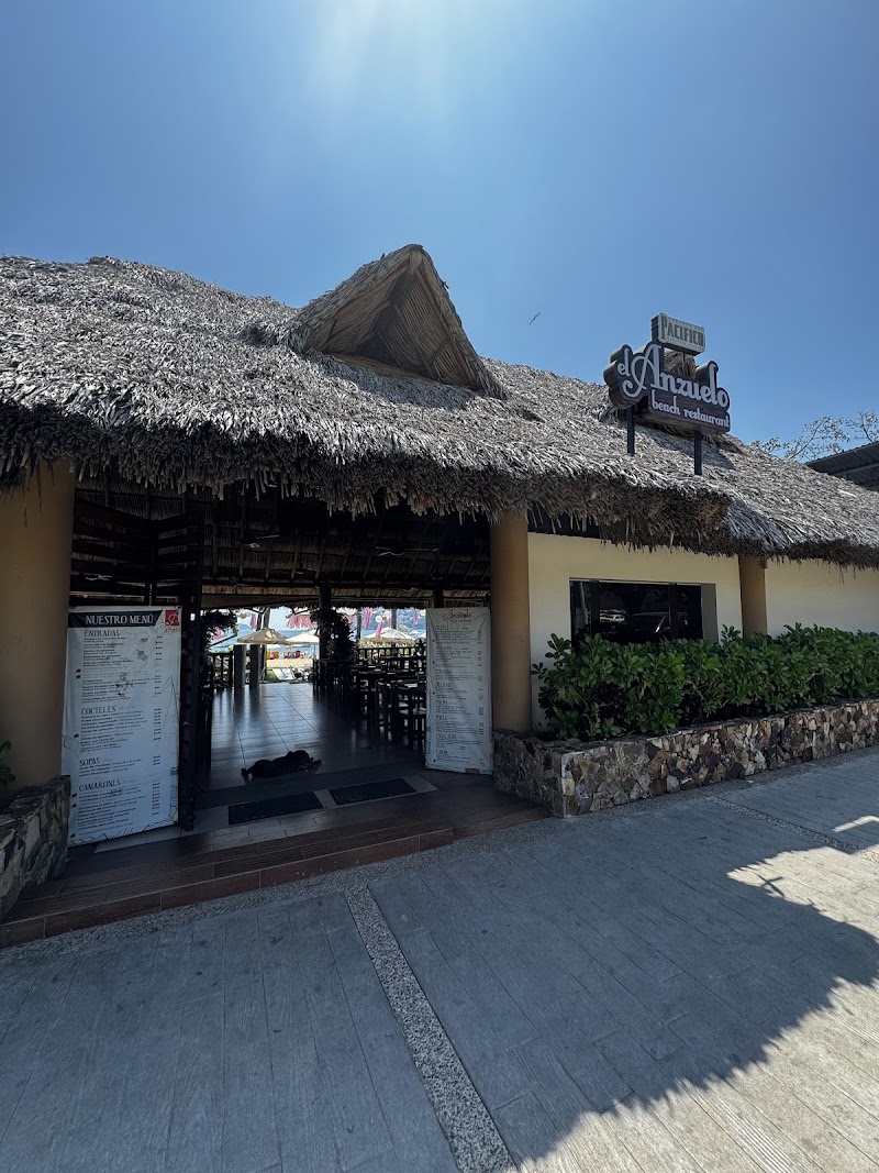 El Anzuelo Beach Restaurant