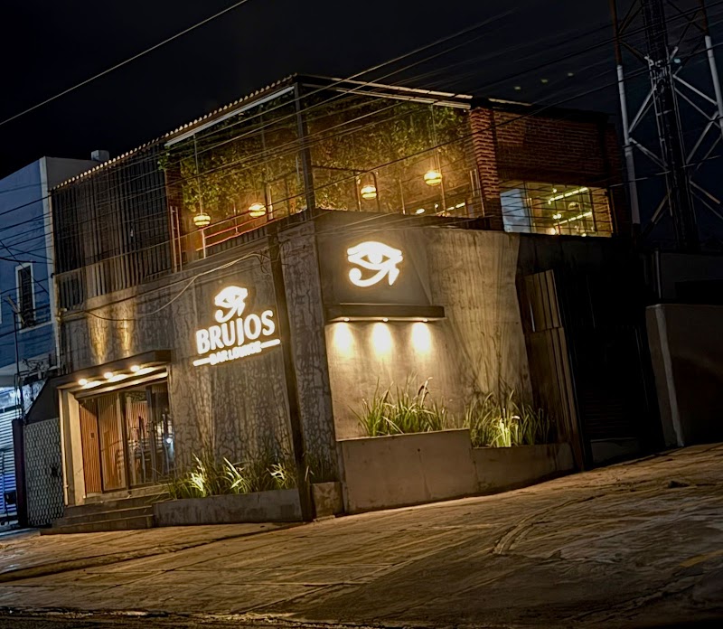 BRUJOS Bar Lounge En Pachuca