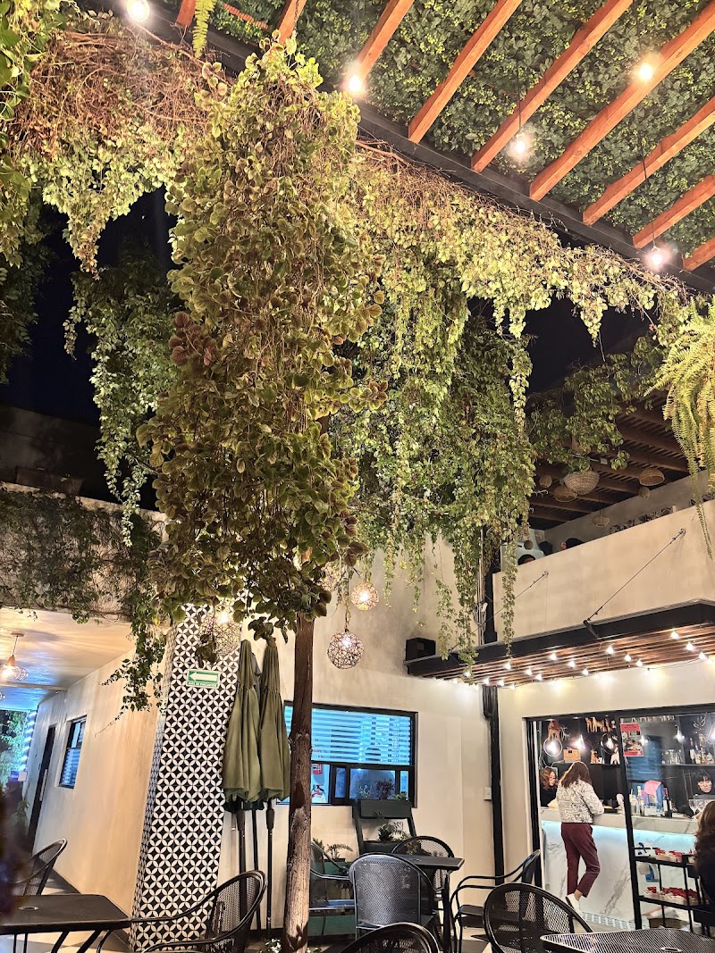 Fika café & bar