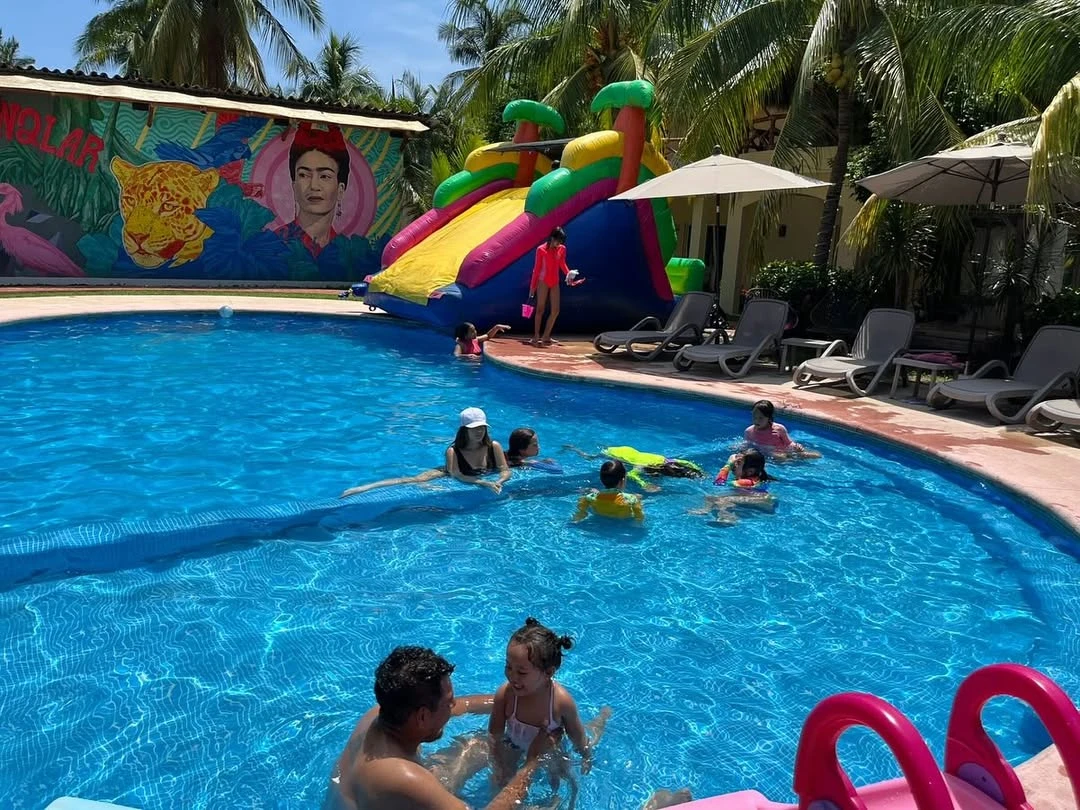 Hotel Rojo Manglar