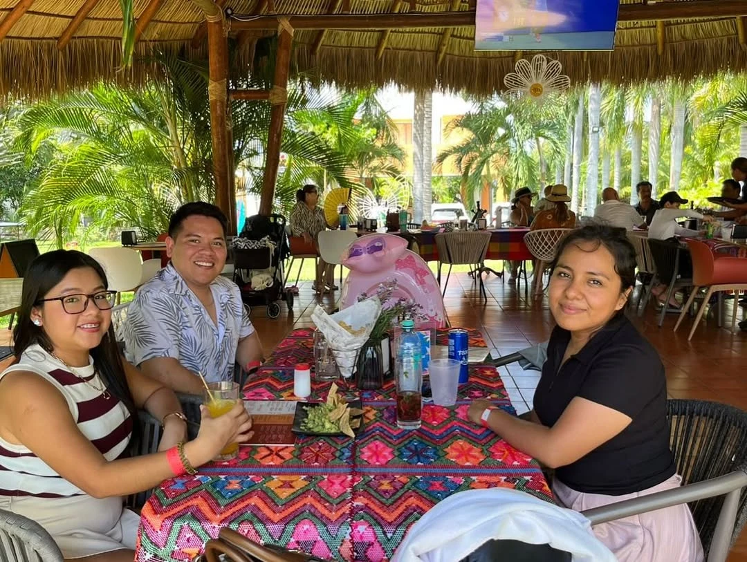 Hotel Rojo Manglar