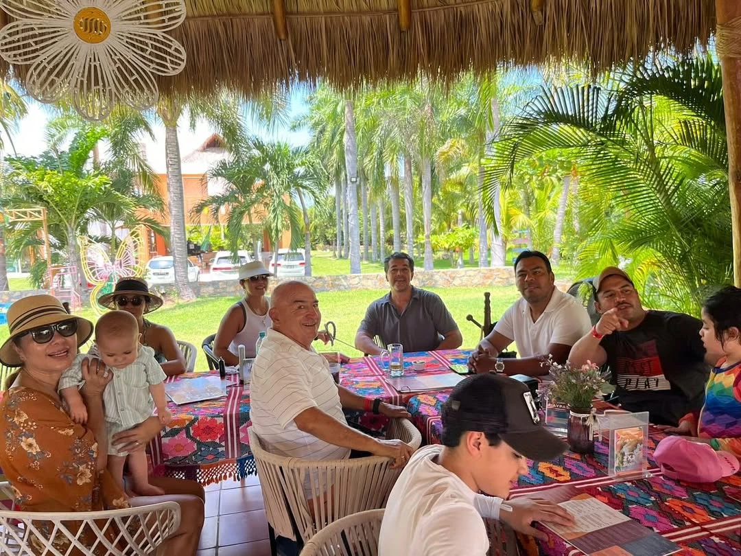 Hotel Rojo Manglar